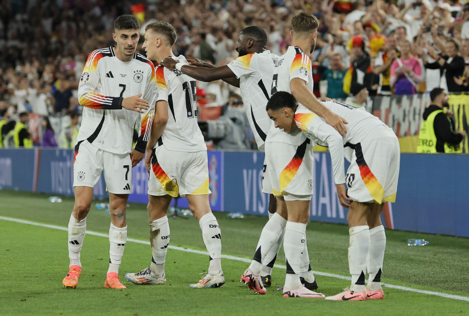 Las mejores fotos del Alemania - Dinamarca