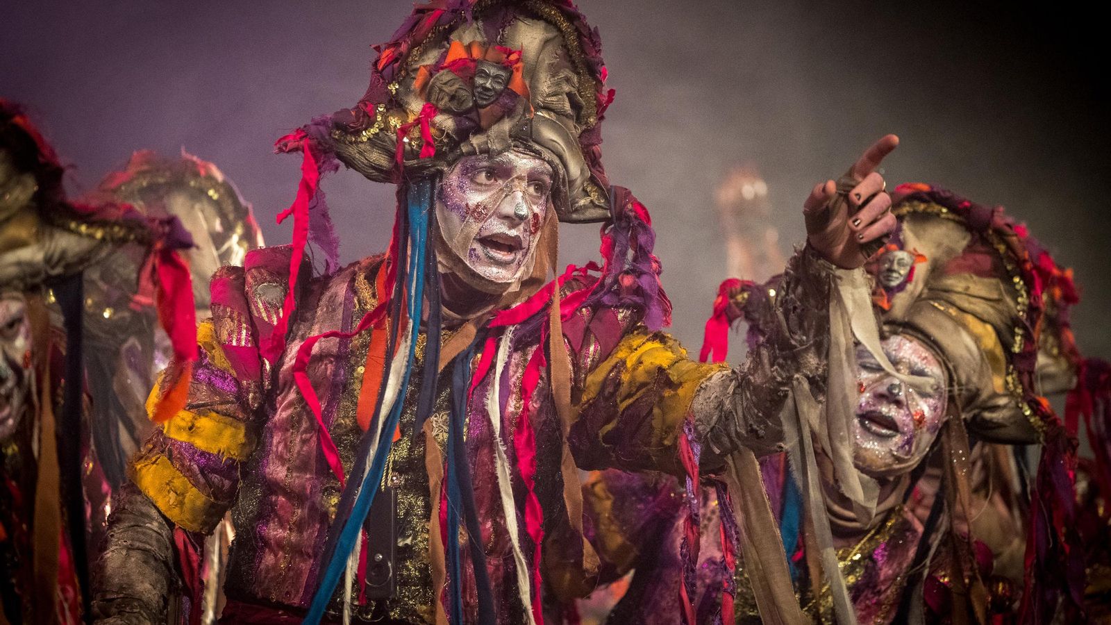 Búscate entre las mejores imágenes de la sexta sesión de cuartos de final del COAC 2025