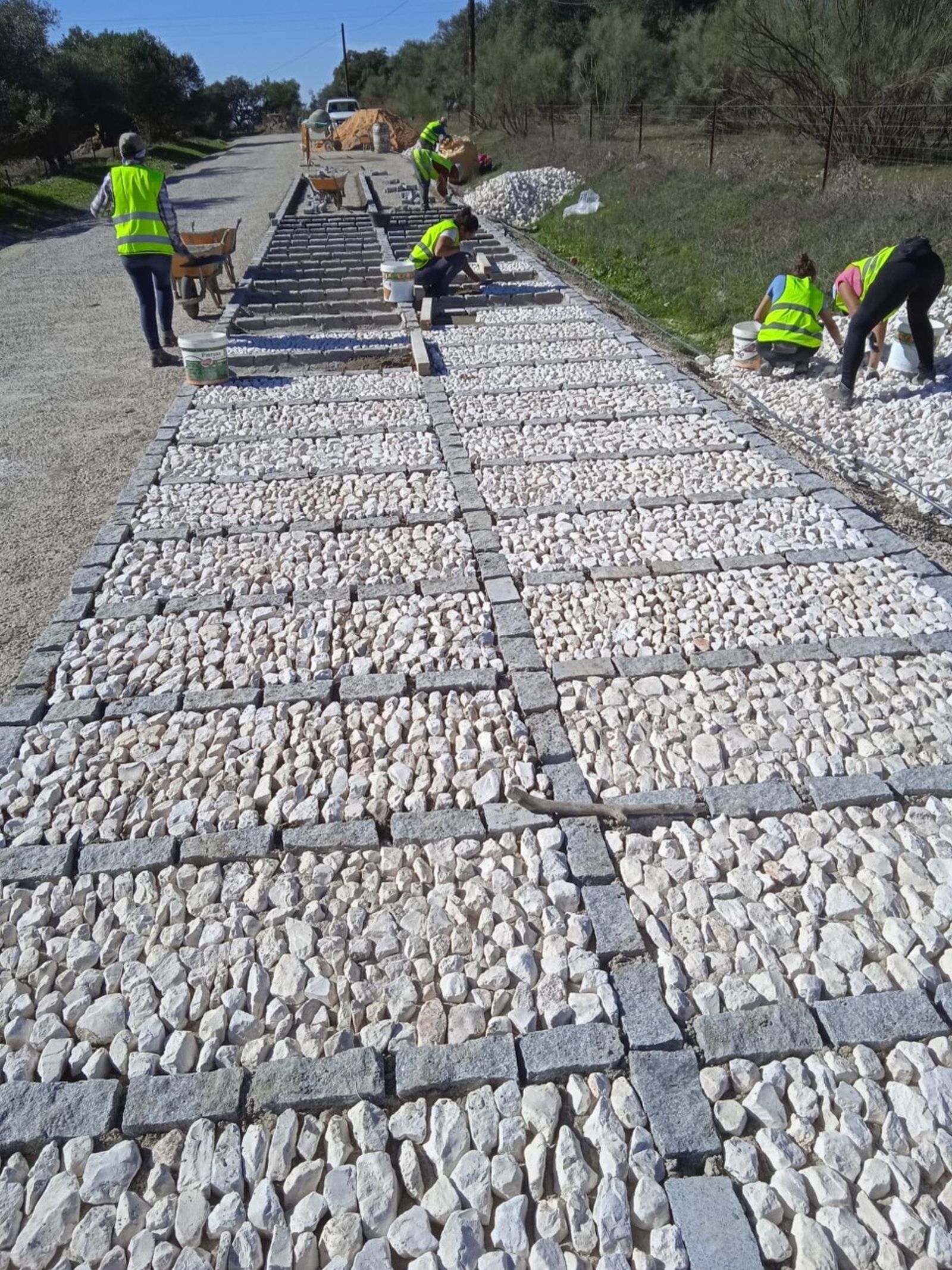 Obras que se están llevando a cabo en Aroche.