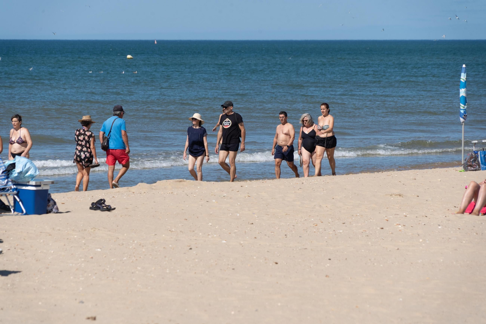 La Playa de la Bota este domingo, soleada, viva&nbsp;y&nbsp;con&nbsp;brisa