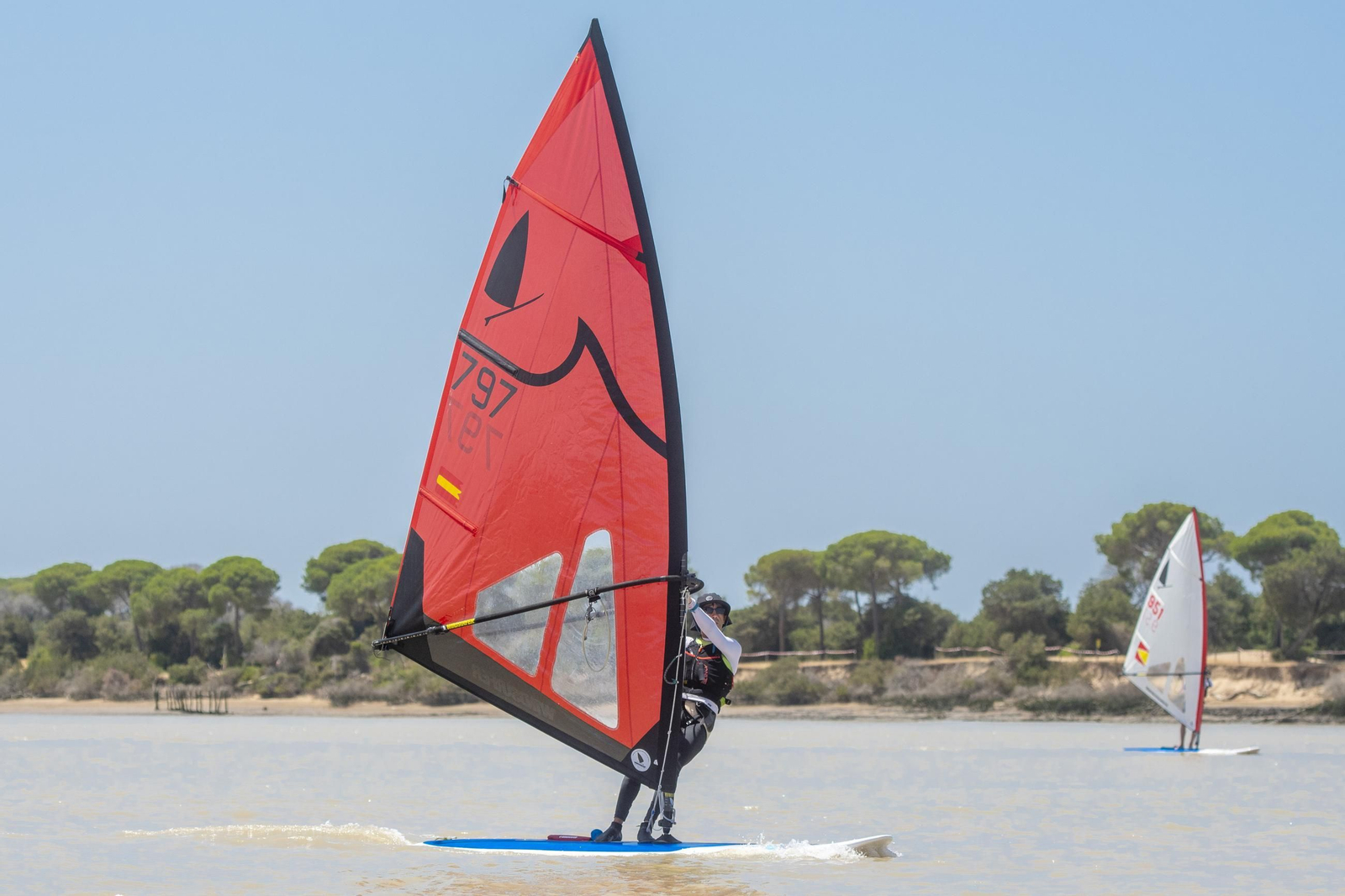 Las espectaculares fotos del Ascenso a Vela del Guadalquivir