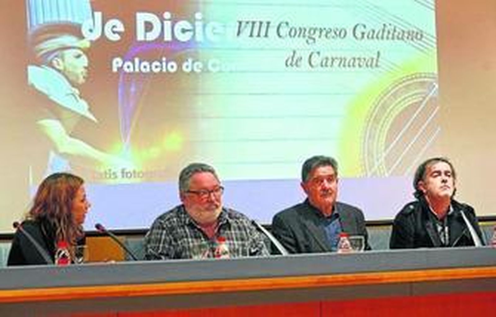 De izquierda a derecha, Miriam Peralta, Paco Rosado, Miguel Villanueva y Juan Carlos Aragón.