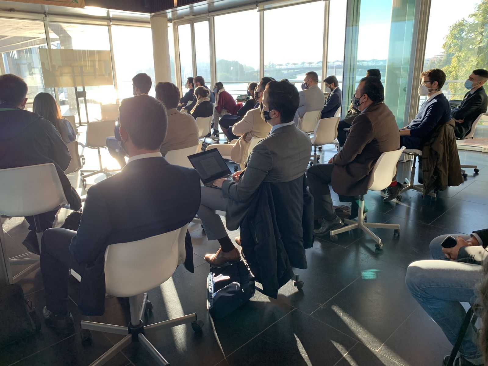 Una de las ponencias de la jornada en la ESHS.