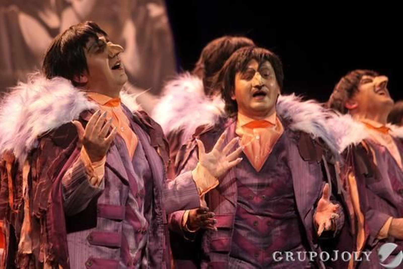 Comparsa 'Los carroñeros'  Foto: Jesus Marin / Lourdes de Vicente