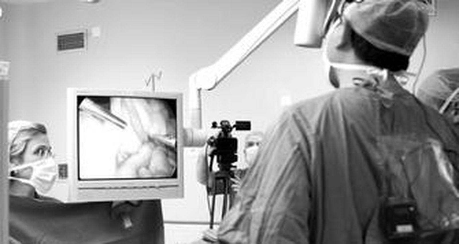 Los avances más recientes de la cirugía bariátrica se pondrán en práctica en la nueva unidad a partir de enero, según la Junta de Andalucía.