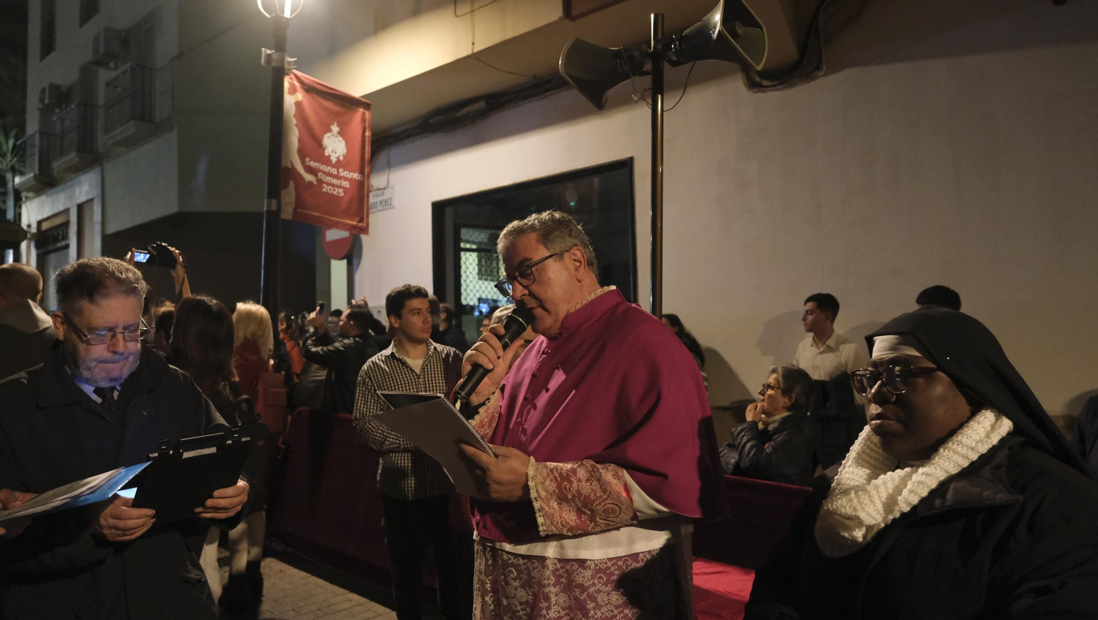 Vía Crucis del Cristo de la Escucha en la Semana Santa de Almería 2025