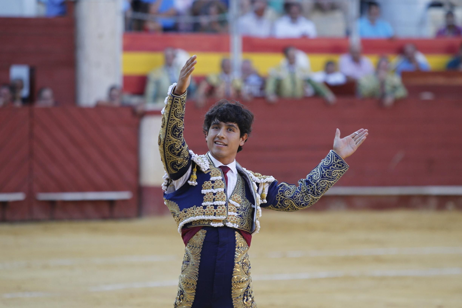Fotogalería Primera Corrida de Toros. Feria de Almería 2019