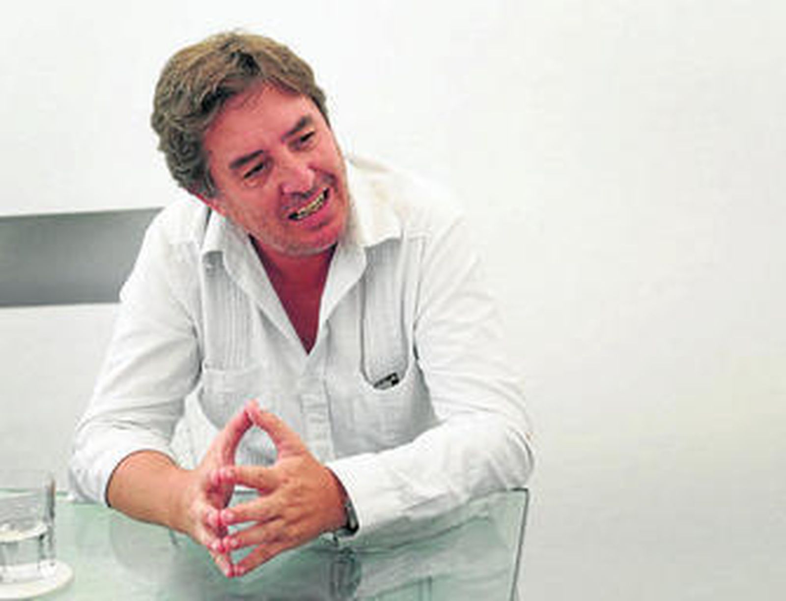 El escritor granadino Luis García Montero.