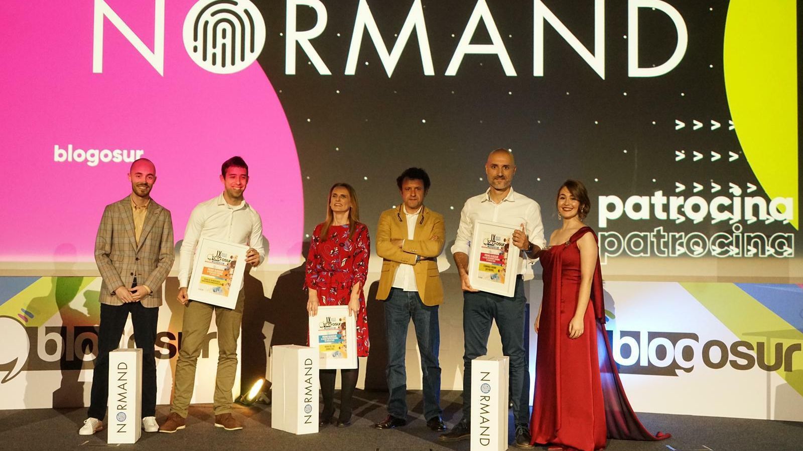 Los premiados con el patrocinador de Normand.