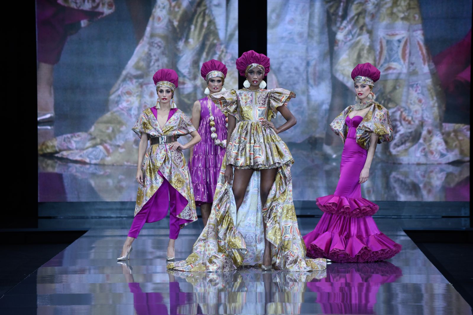 El desfile de Sergy & Tapiju en SIMOF 2023, todas las fotos