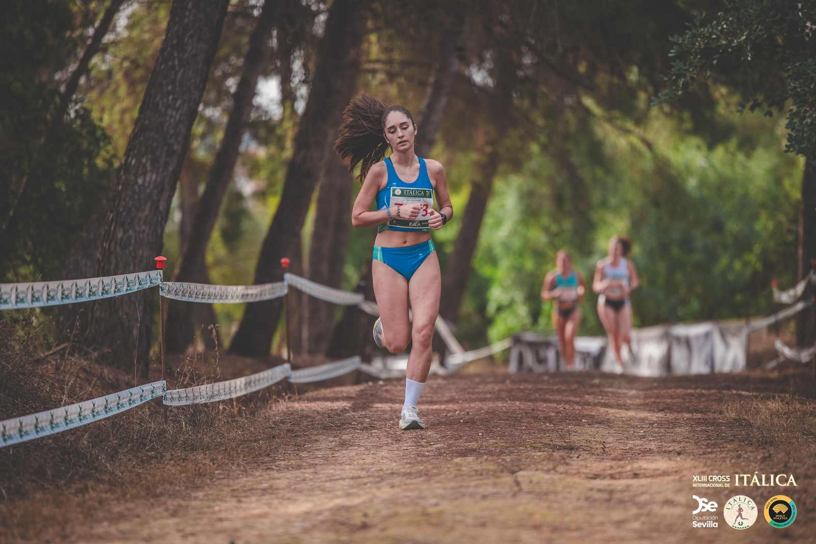 Búscate en las fotos del Cross de Itálica 2025 | 4