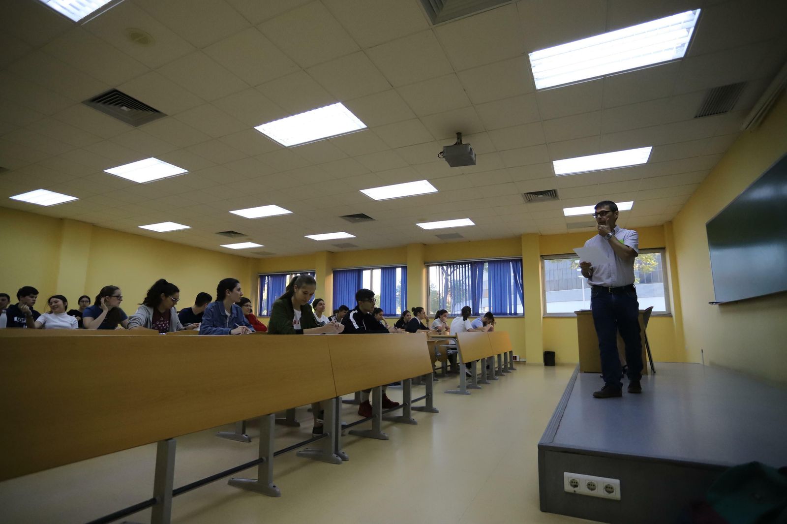 Alumnos de Huelva en la convocatoria de junio de Selectividad.