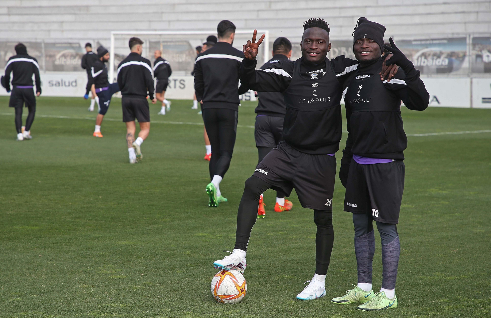 Los hermanos Alu y Alhassan Koroma