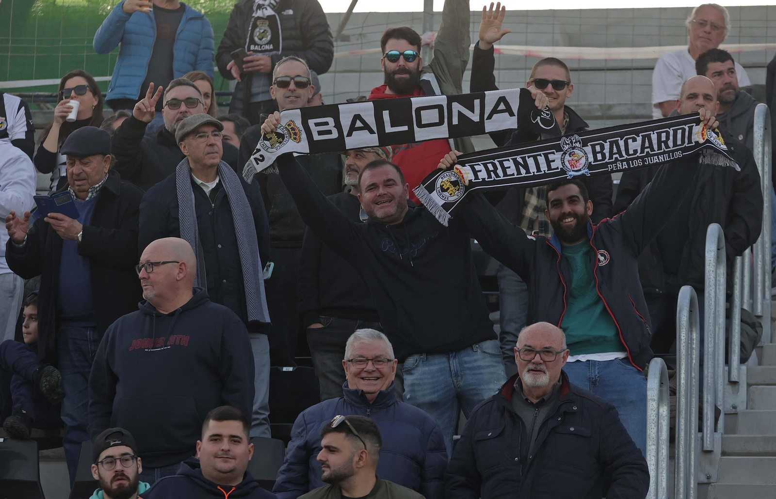 Búscate en el Ciudad de La Línea durante el Balona - La Unión