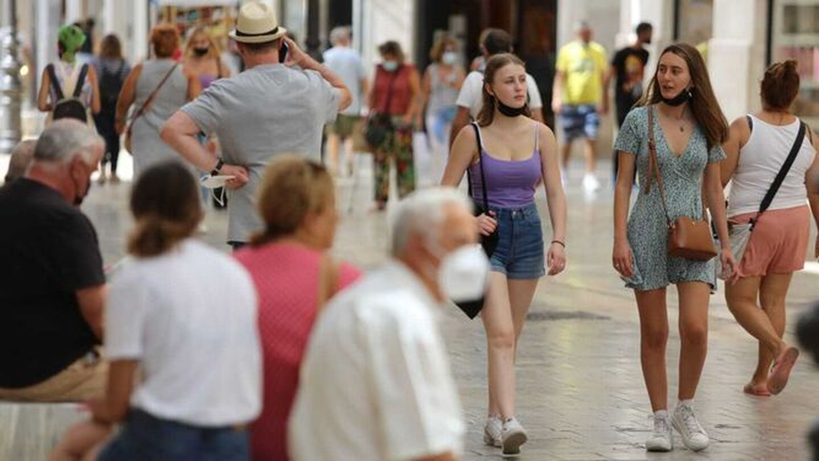 Ambiente de la calle Larios este verano.