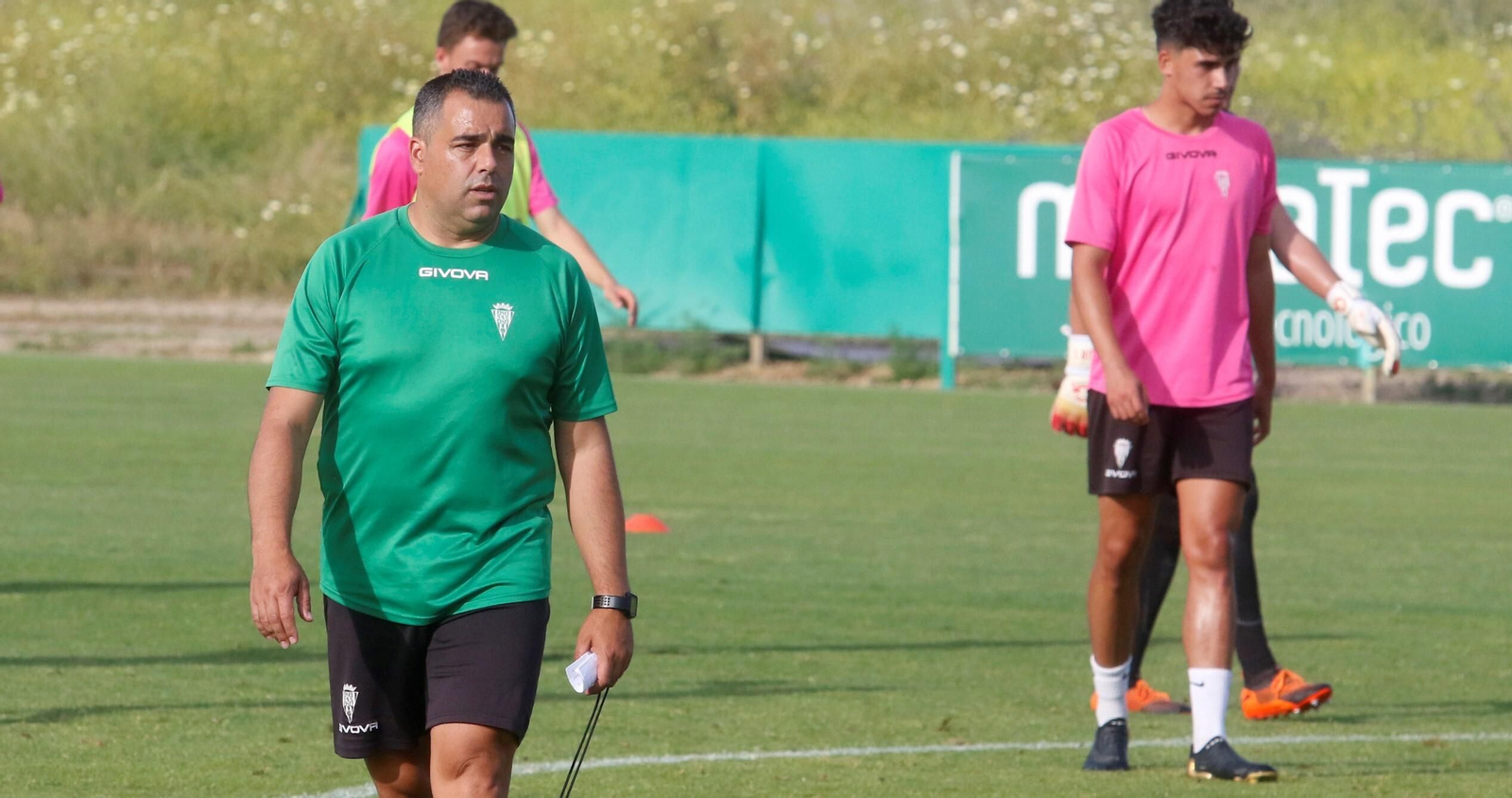Germán Crespo, en un entrenamiento del filial del Córdoba CF en la Ciudad Deportiva.