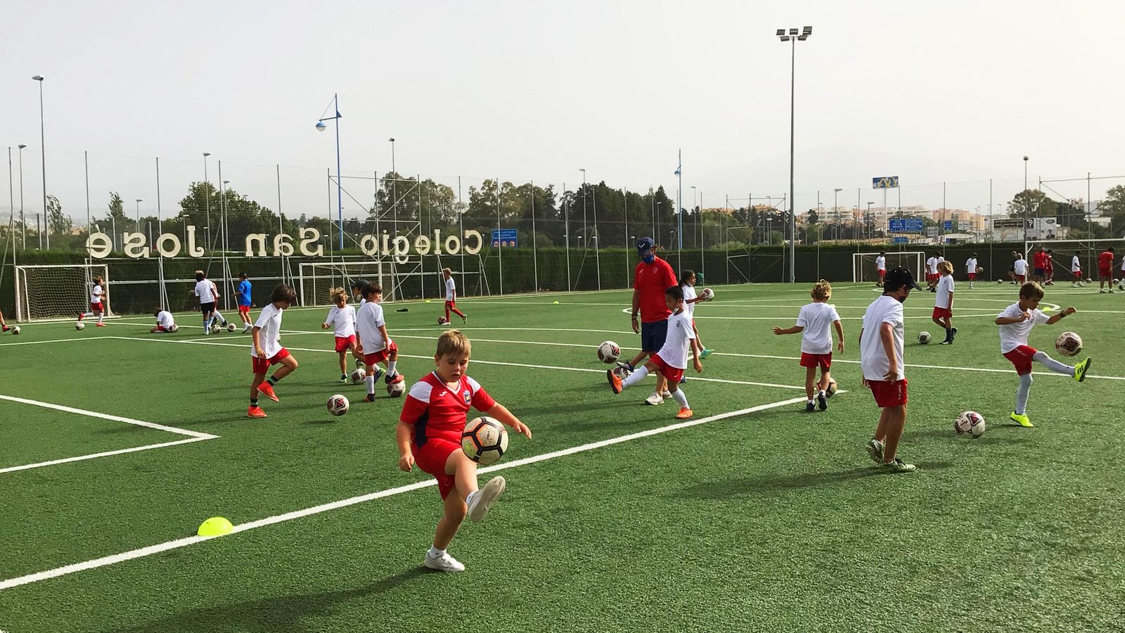 Gran diversidad de actividades extraescolares.