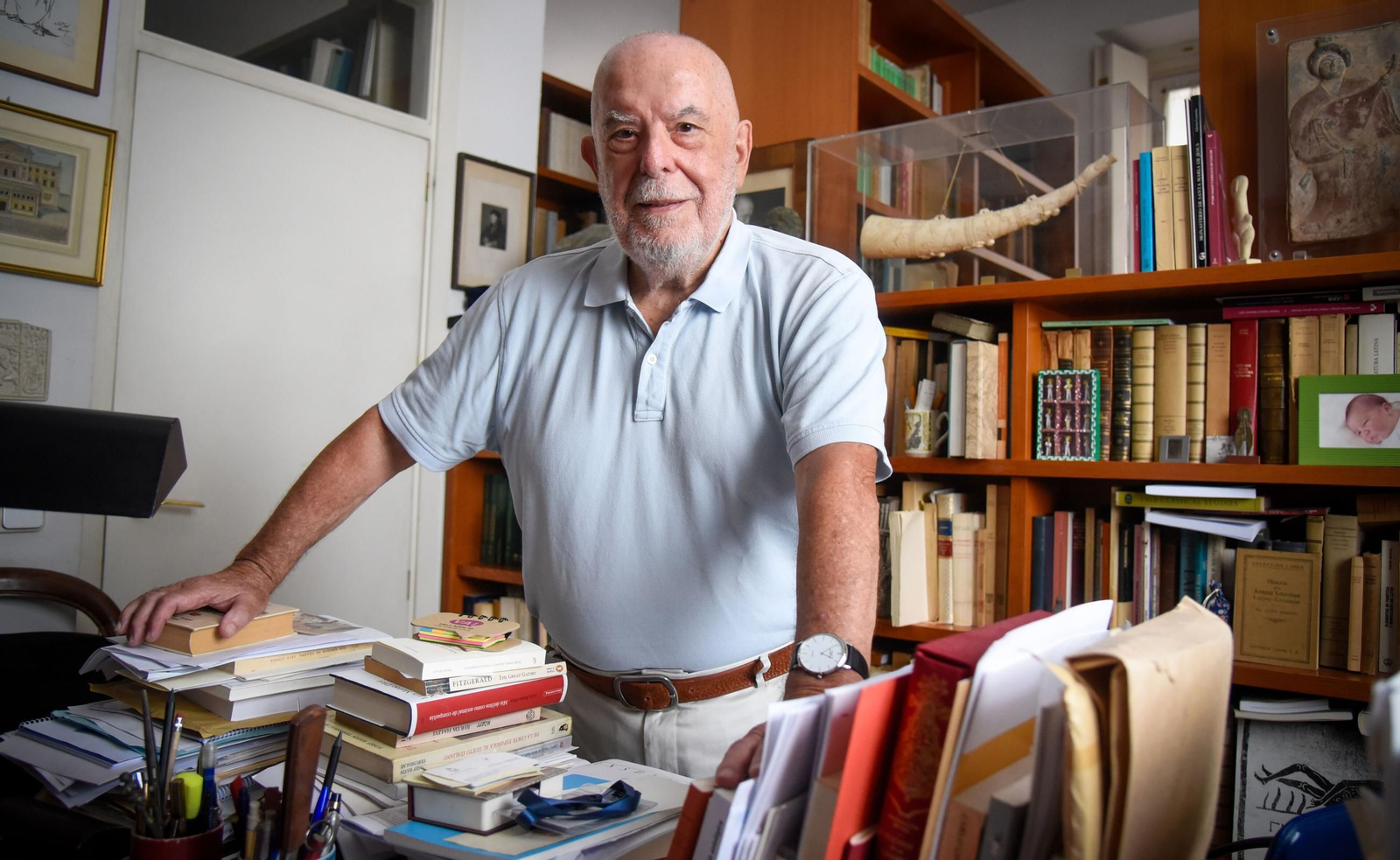 Galería gráfica: Consuelo Varela y Juan Gil, premiado con el premio Manuel Clavero