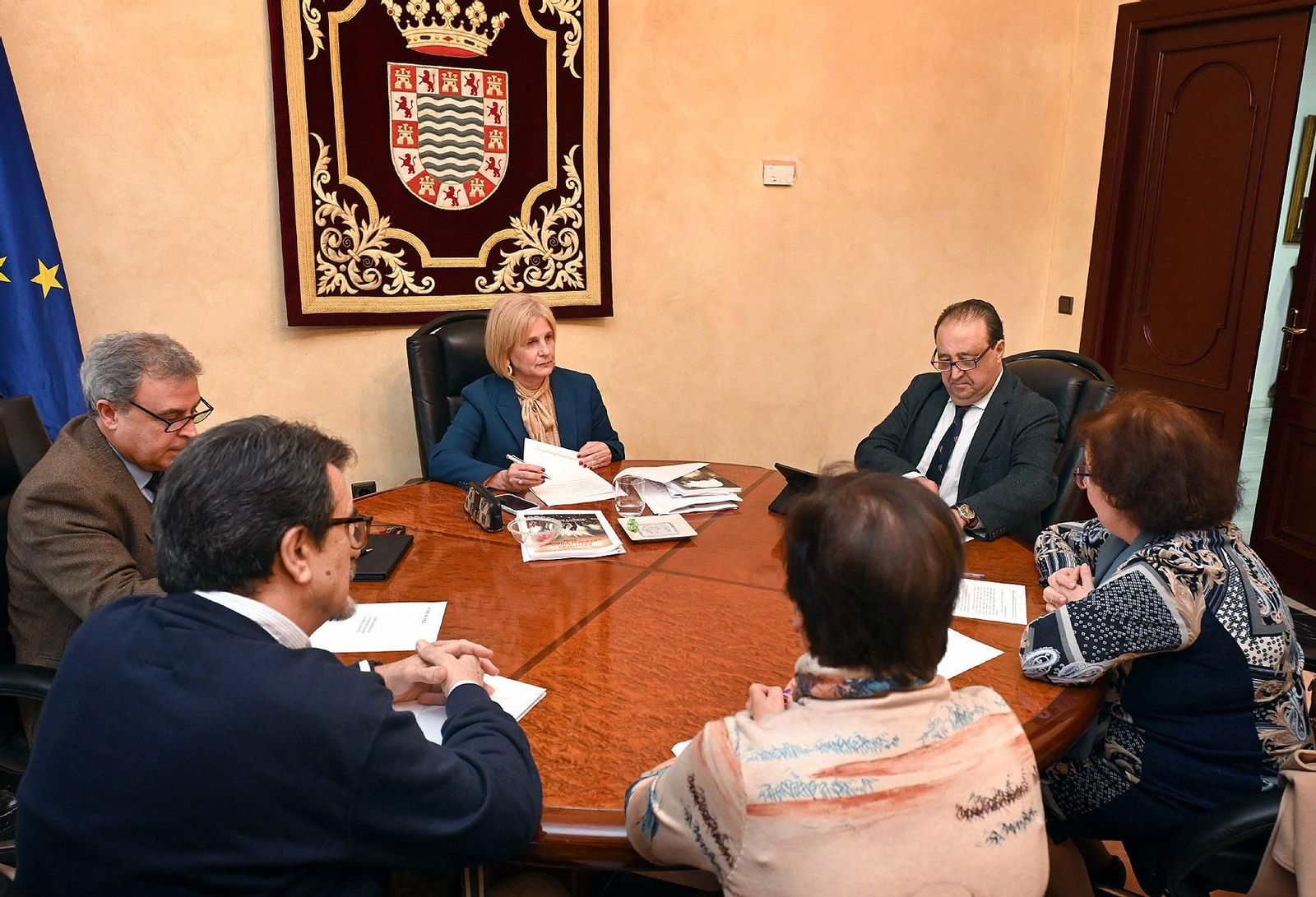 Encuentro entre el Ayuntamiento de Jerez y el Ateneo. Encuentro entre el Ayuntamiento de Jerez y el Ateneo.