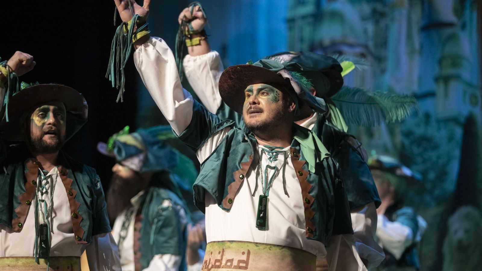 Comparsa Ciudad Esmeralda.