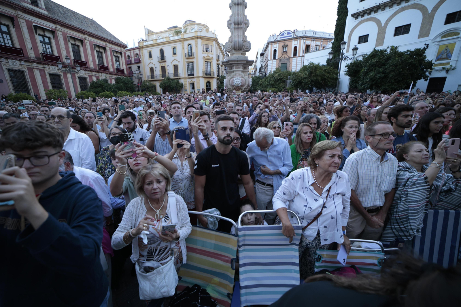 La procesión de la Virgen de los Reyes en imágenes