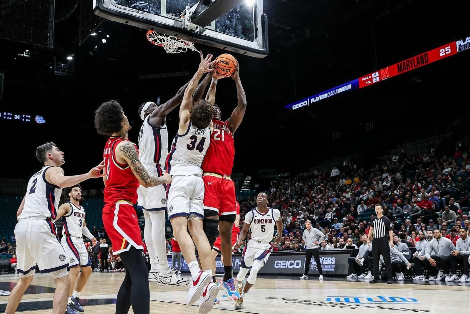 NCAA: Mario Saint-Supéry se impone a Guillermo del Pino