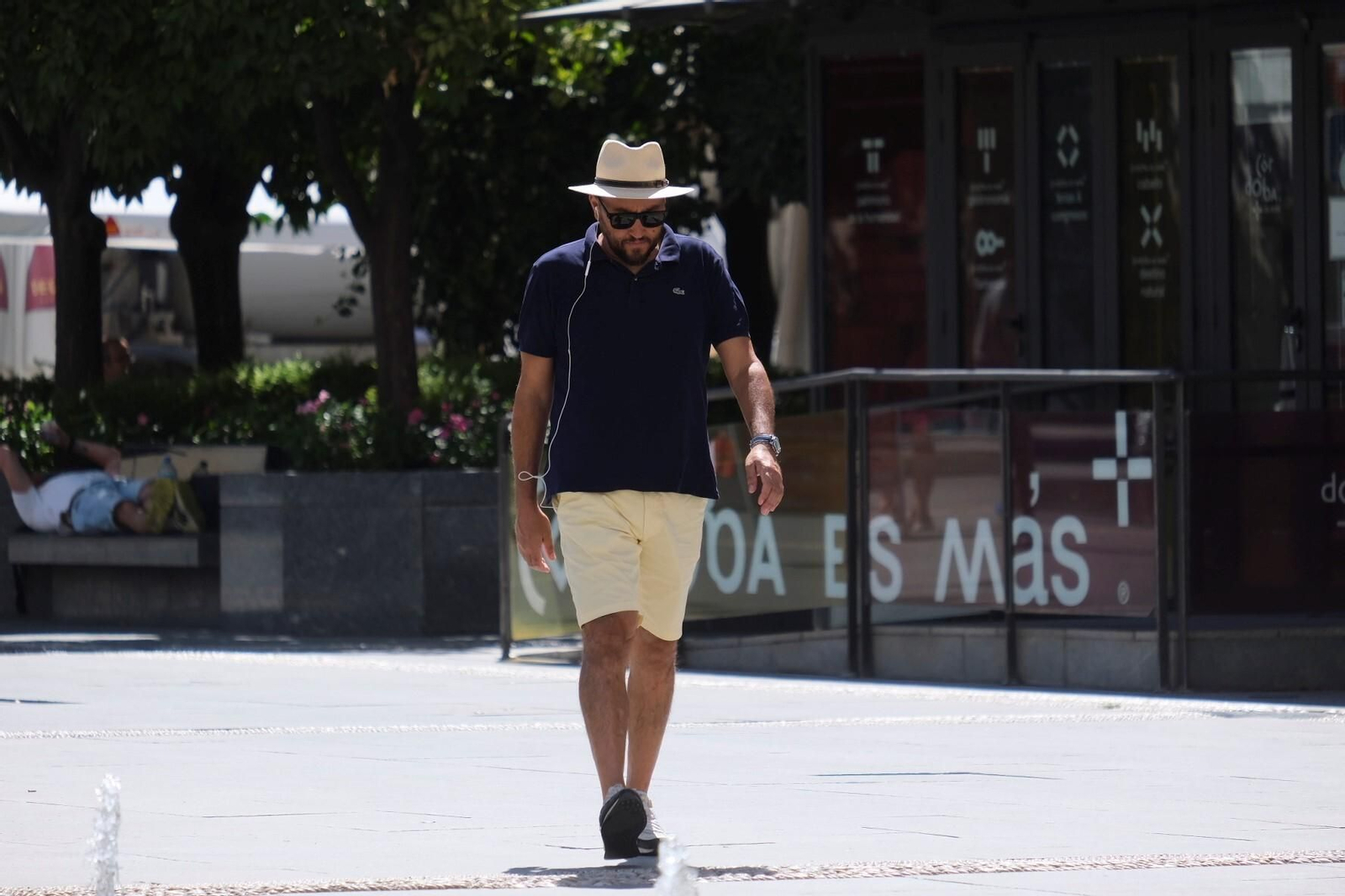 Una tarde de alerta roja por calor extremo en Córdoba, en imágenes