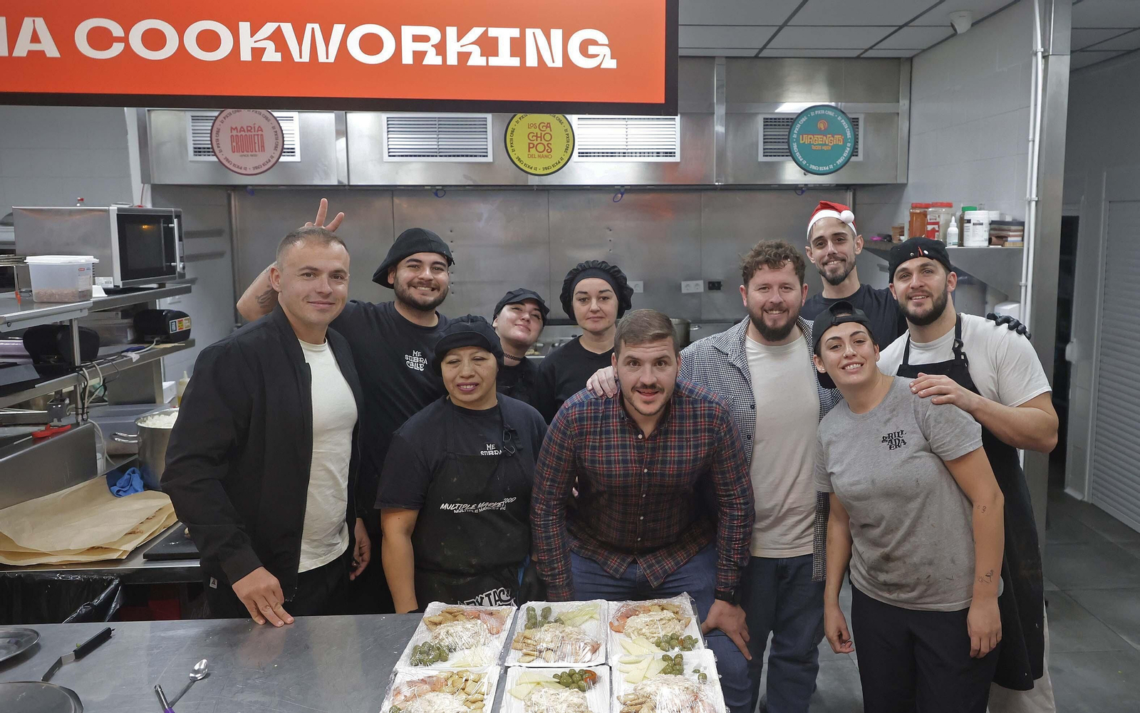 Búscate en las fotos de la celebración del 24 de diciembre en Algeciras