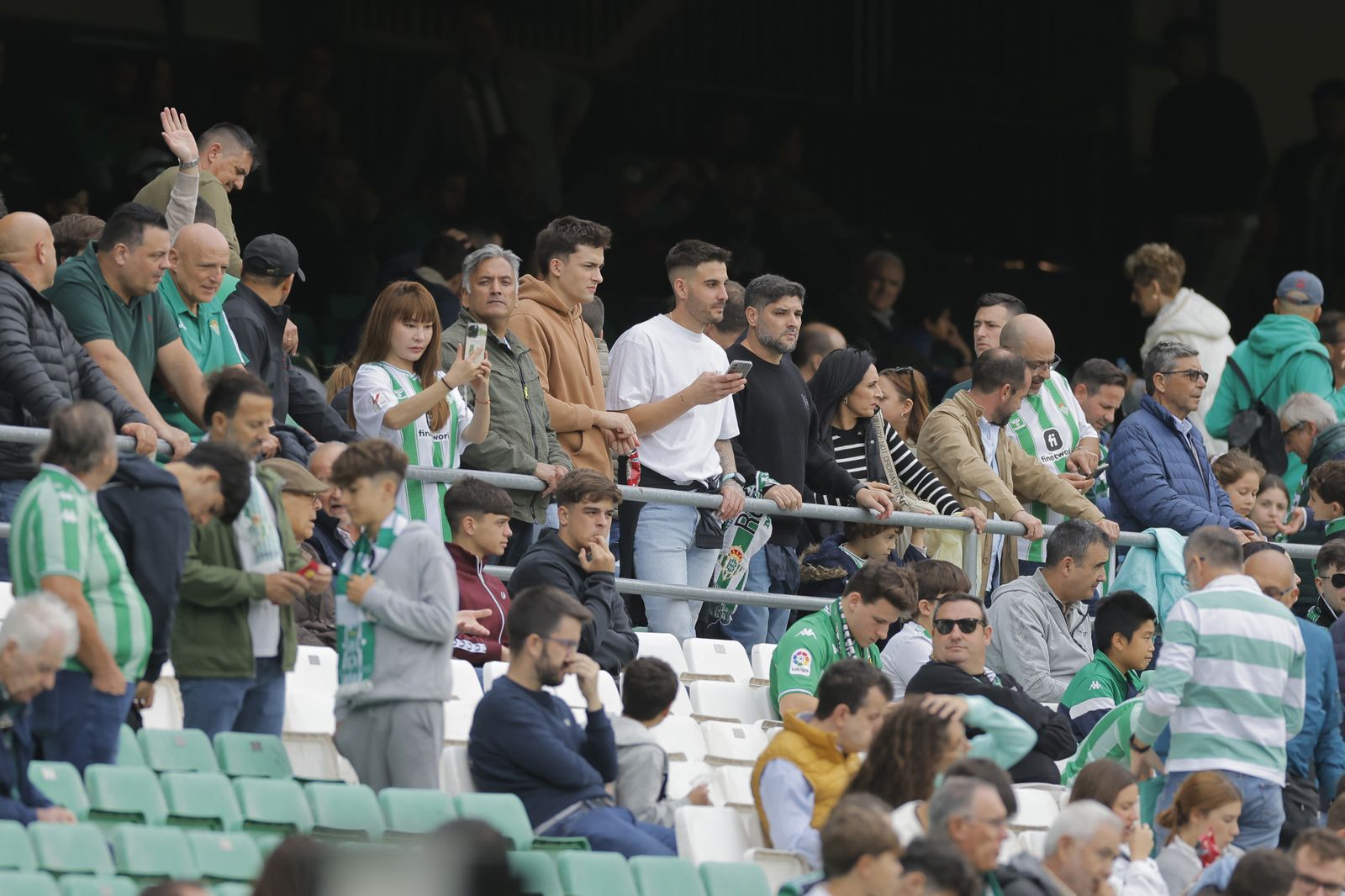 Búscate en las fotos del Betis-Mallorca