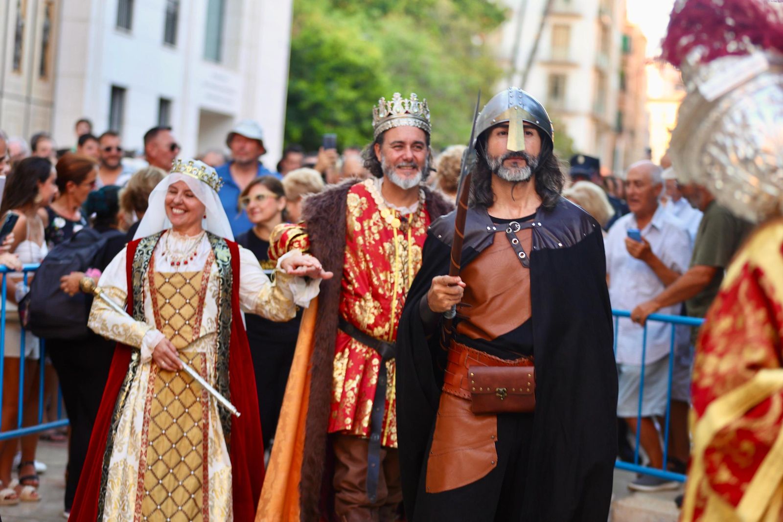 La Cabalgata Histórica de los Reyes Católicos, en fotos