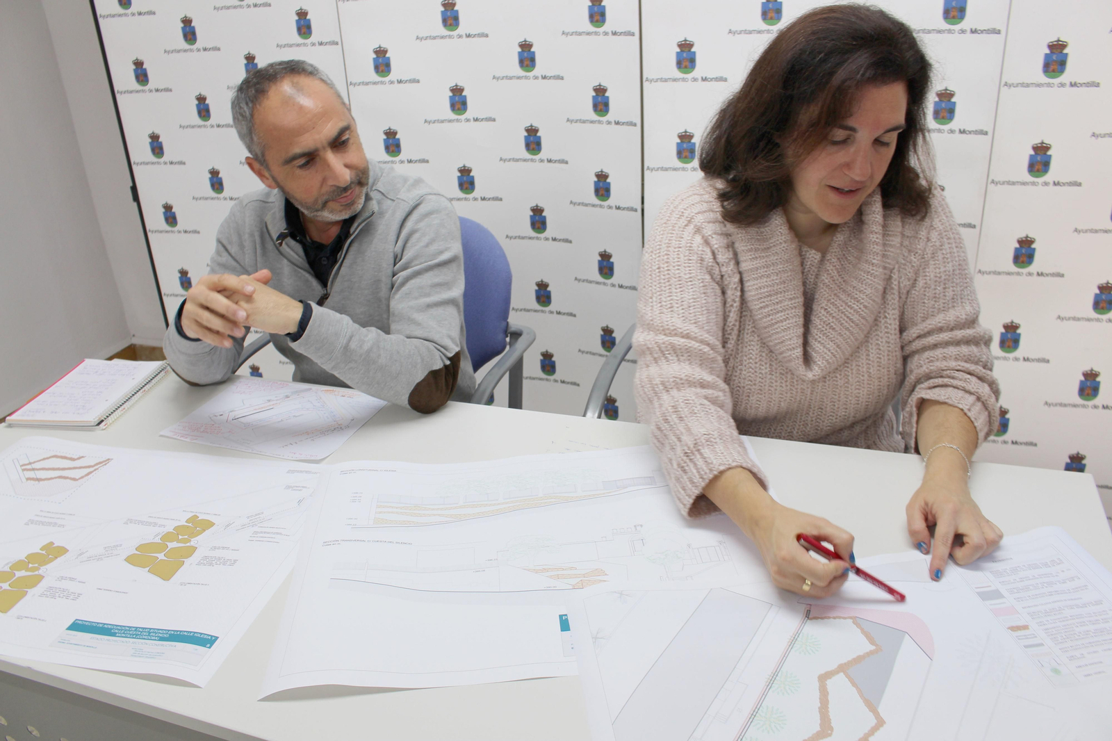 Francisco Palma y María Luisa Rodas, en el Ayuntamiento.