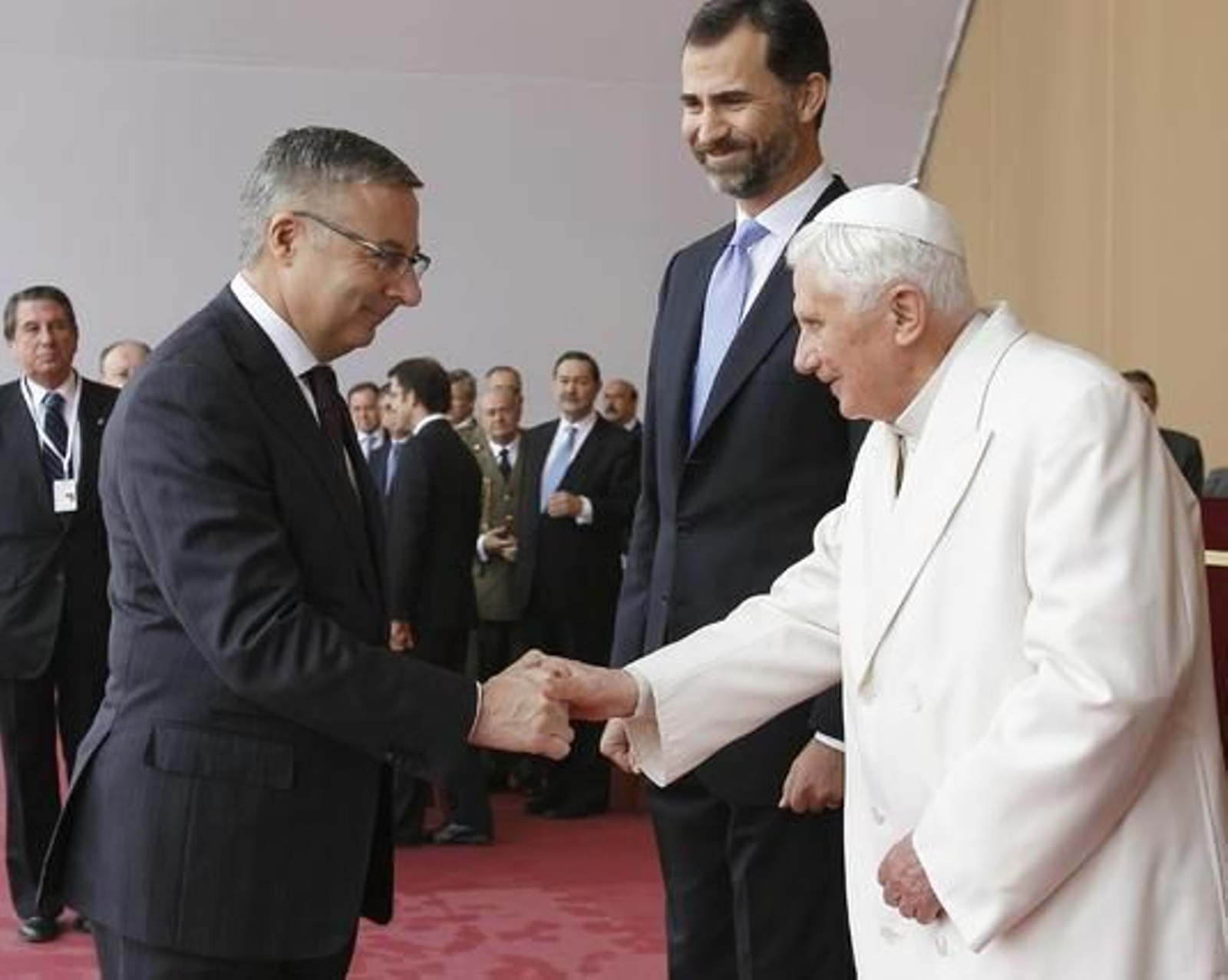 El papa Benedicto XVI realizó su primera parada en España en Santiago de Compostela. 

Foto: EFE