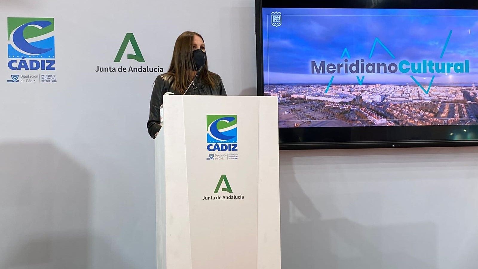 Regla Moreno, concejala de Turismo del Ayuntamiento de San Fernando, durante la presentación de la ruta del Meridiano Cultural.