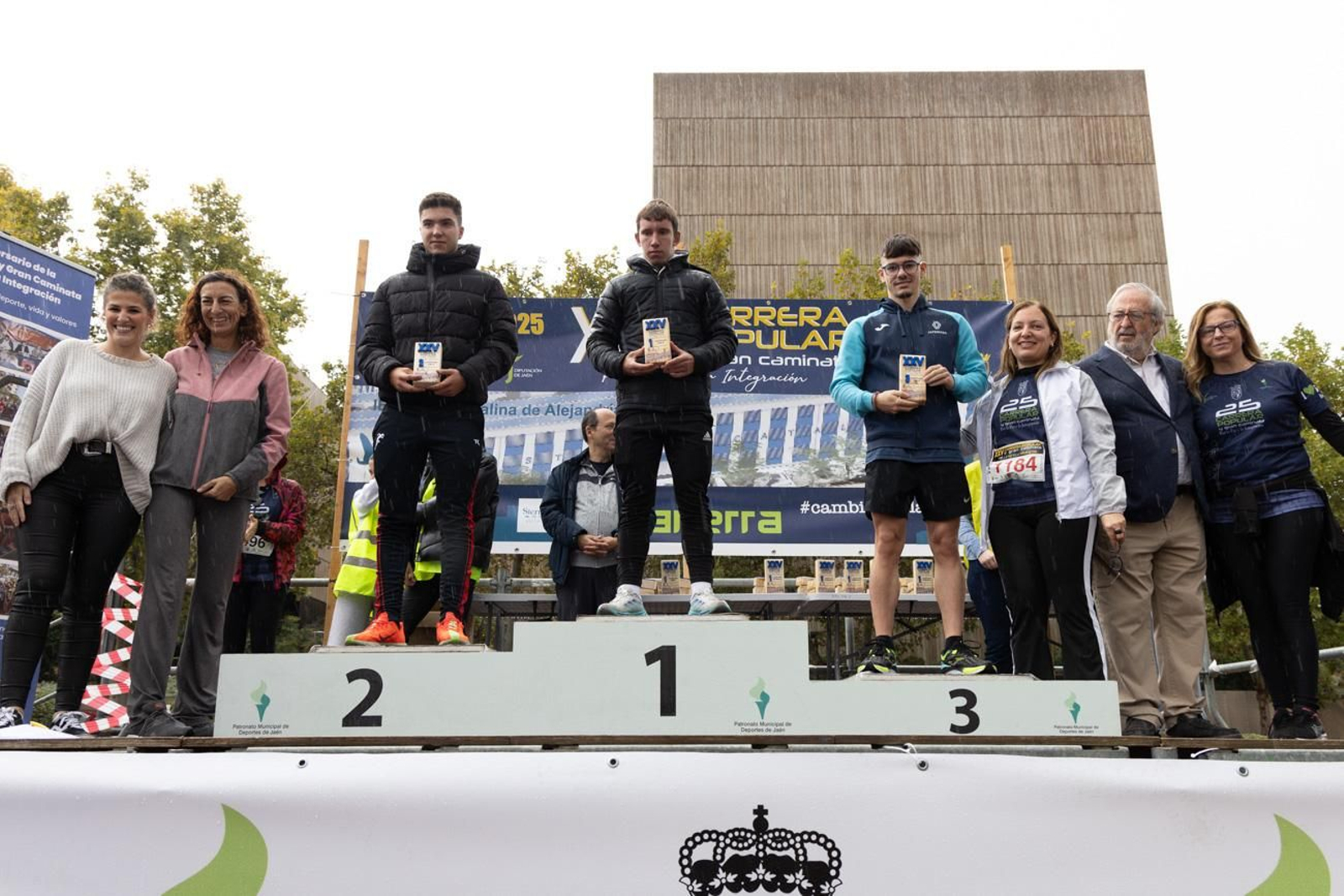 Atletismo por la paz y la integración en la XXV Carrera y Caminata del IES Santa Catalina de Alejandría (II)