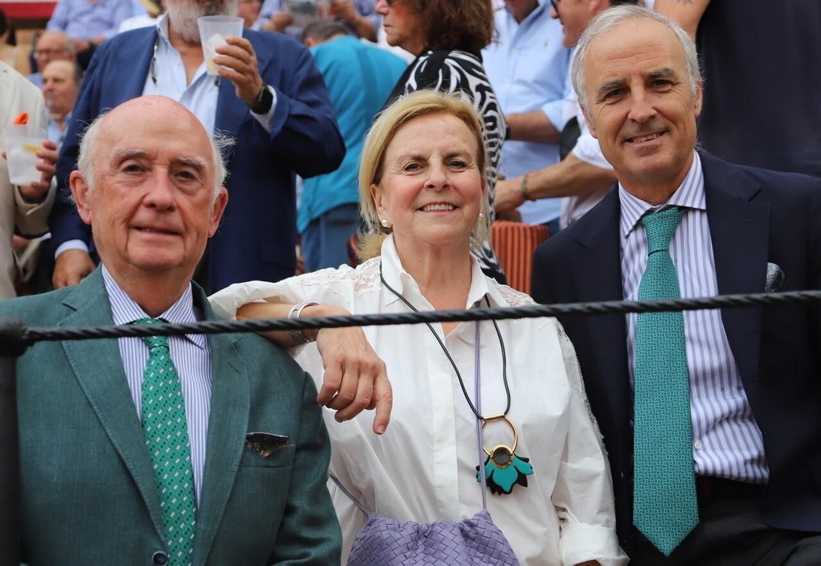 José Luis Barrero, Mª Paz Pérez Reina y José Luis Barrero Pérez, propietarios de las Bodegas Barrero y la Manzanilla Gabriela