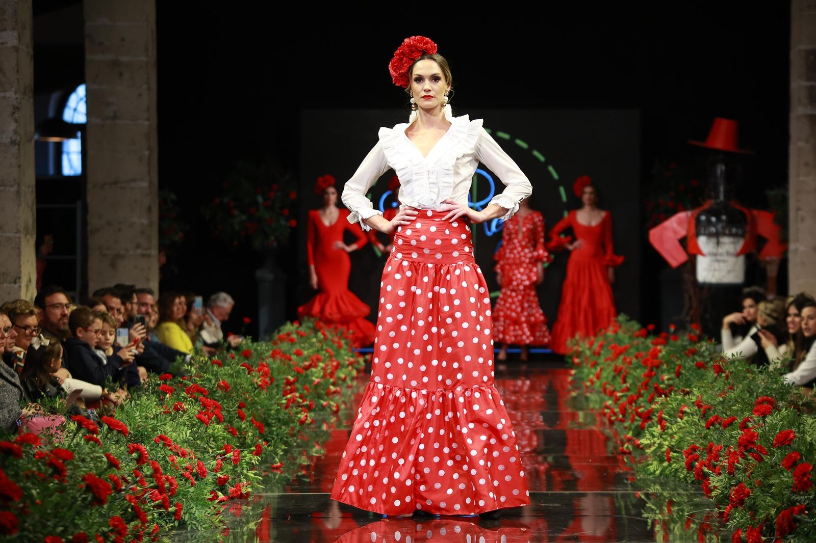 Desfile de Isabel Avedú en la Pasarela Flamenca Jerez Tío Pepe 2023