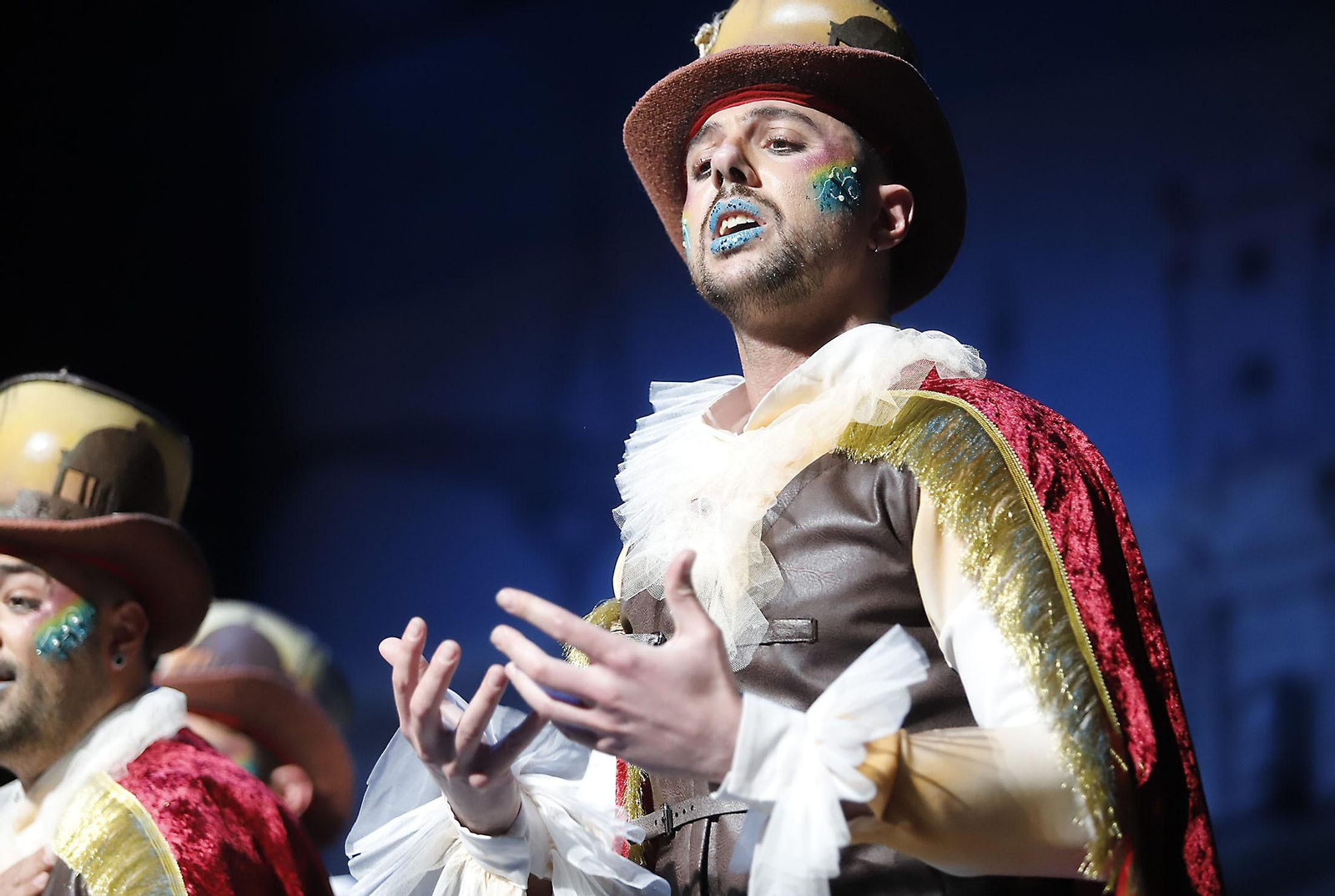 Imágenes de la actuación de la comparsa de Cádiz Los Piraos en el Carnaval Colombino