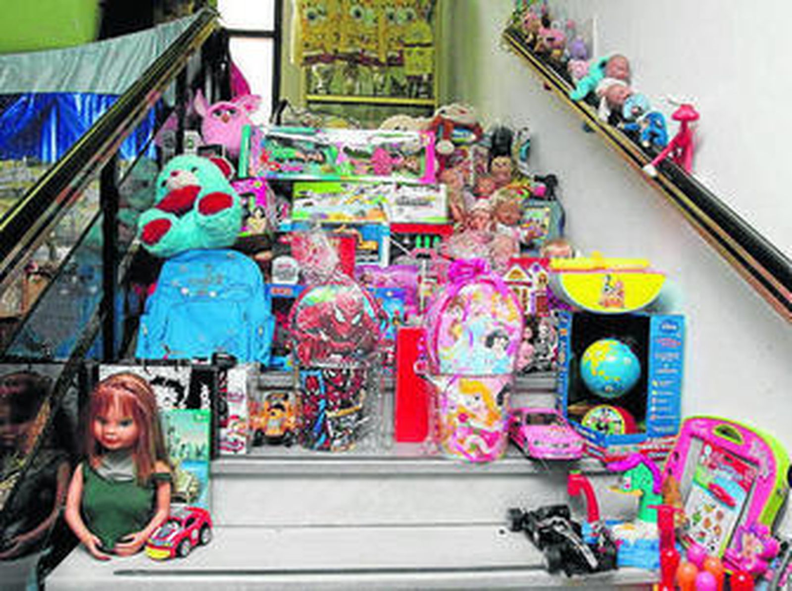 Algunos de los juguetes recogidos en esta campaña.