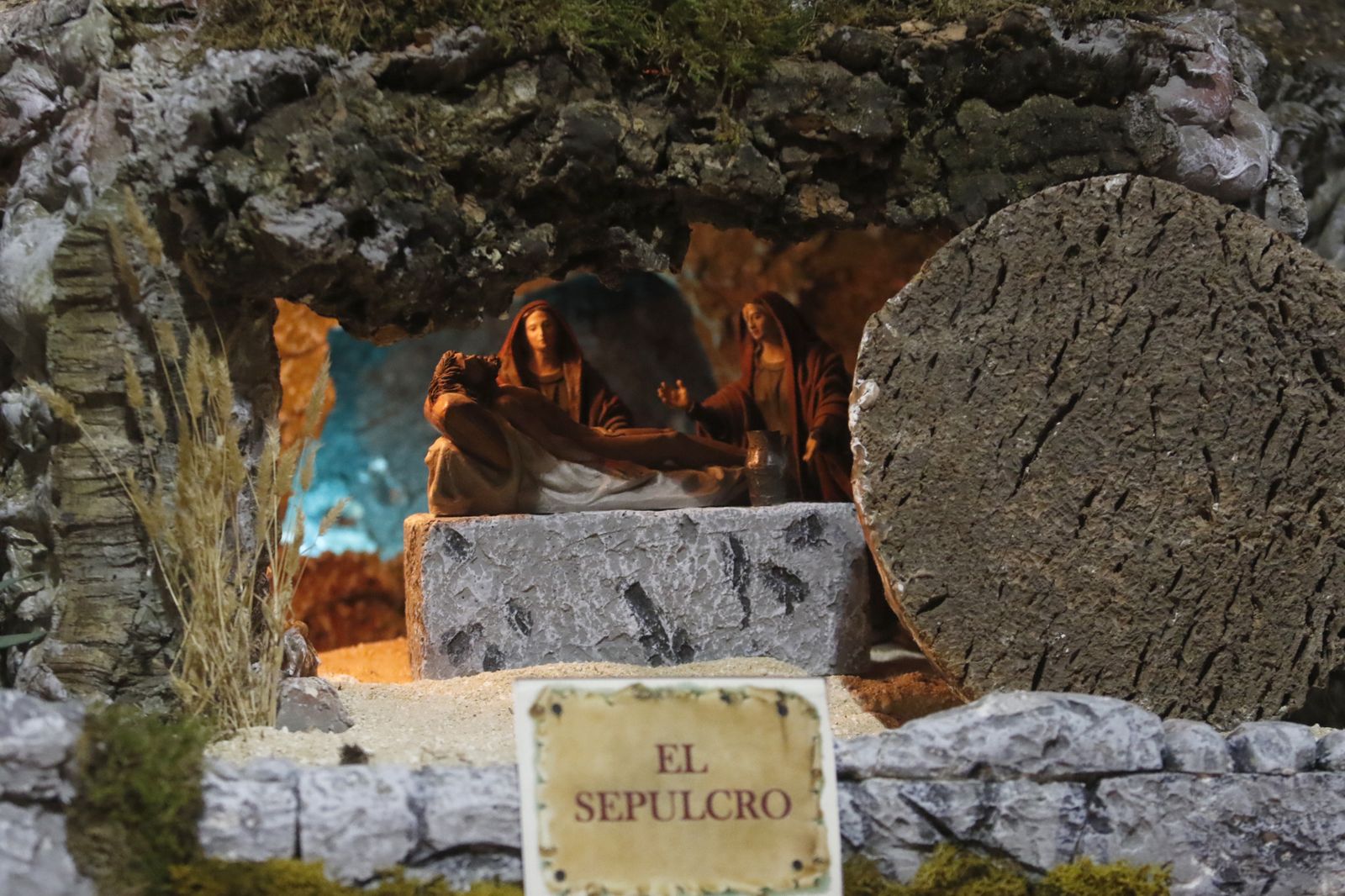 Un recorrido en fotografías por el belén pasionista del centro comercial Zoco de Córdoba