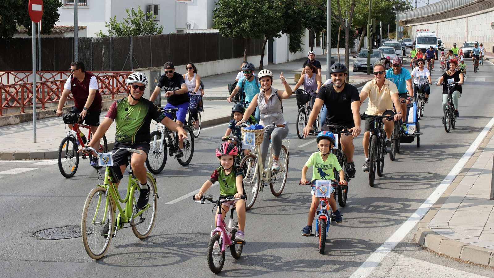 Búscate en el Día de la Bici Amistad por Jerez