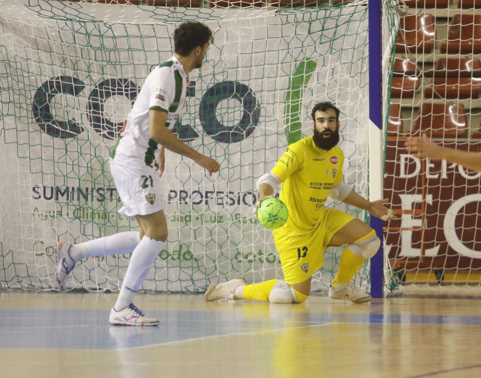 Fotografías: La victoria del Córdoba Futsal sobre el Peñíscola