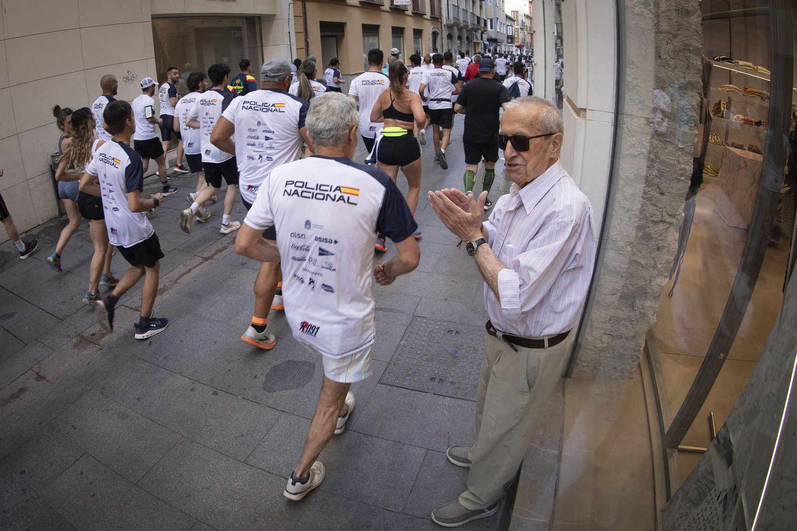 Encuéntrate en la Carrera 091 de Granada