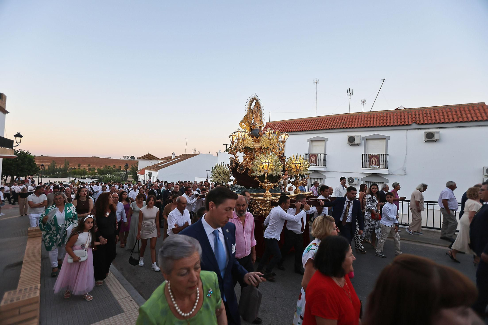 Imágenes de la procesión de Nuestra Señora de los Milagros en Palos de la Frontera Imágenes de la procesión de Nuestra Señora de los Milagros en Palos de la Frontera