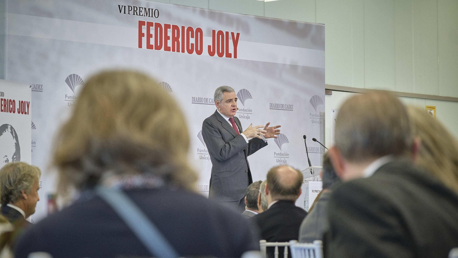 Las imágenes de la entrega del premio Federico Joly al abogado Pedro Pérez-Llorca Zamora