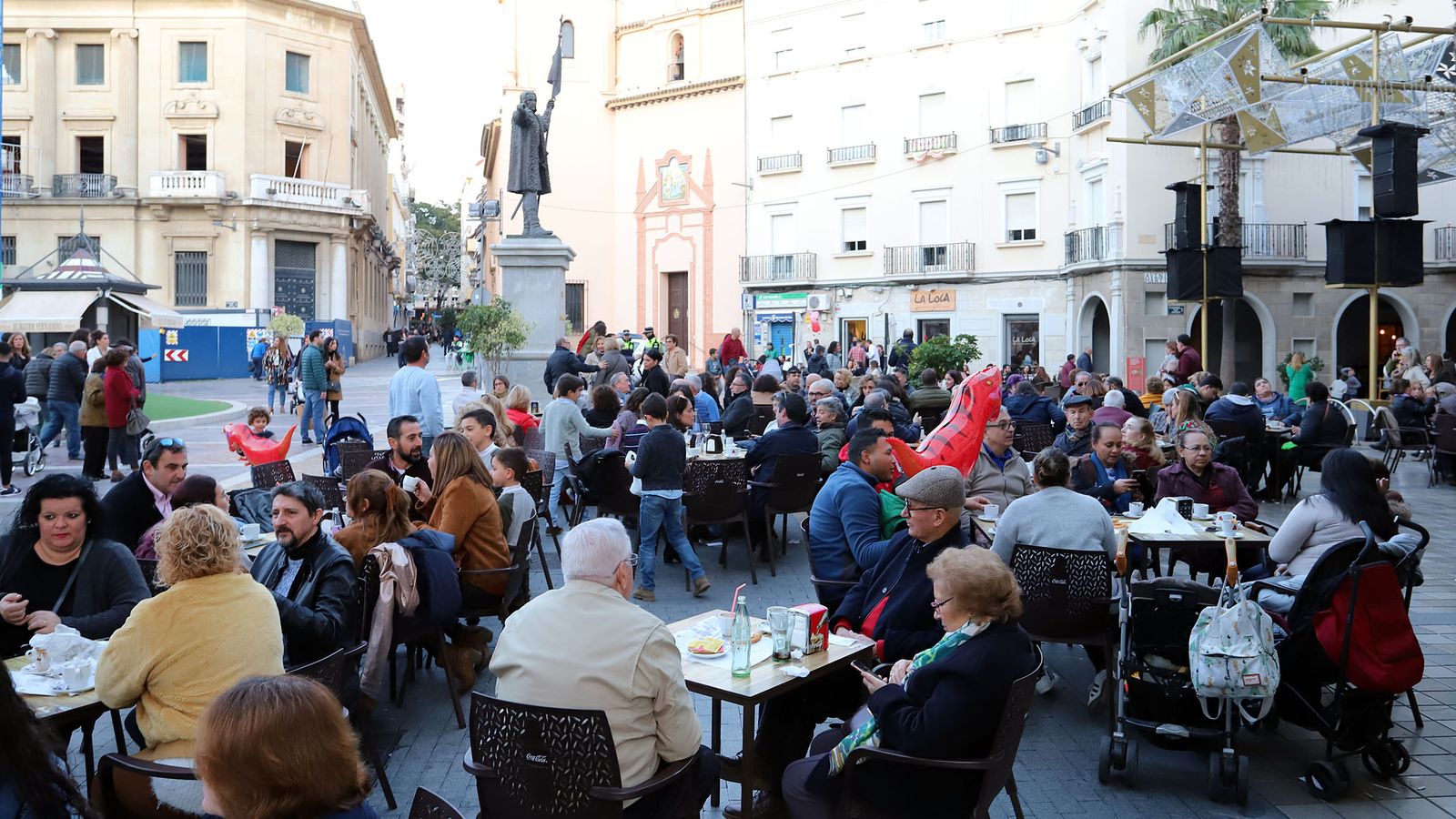 Uno de los locales en la plaza de las Monjas de la ciudad de Huelva.