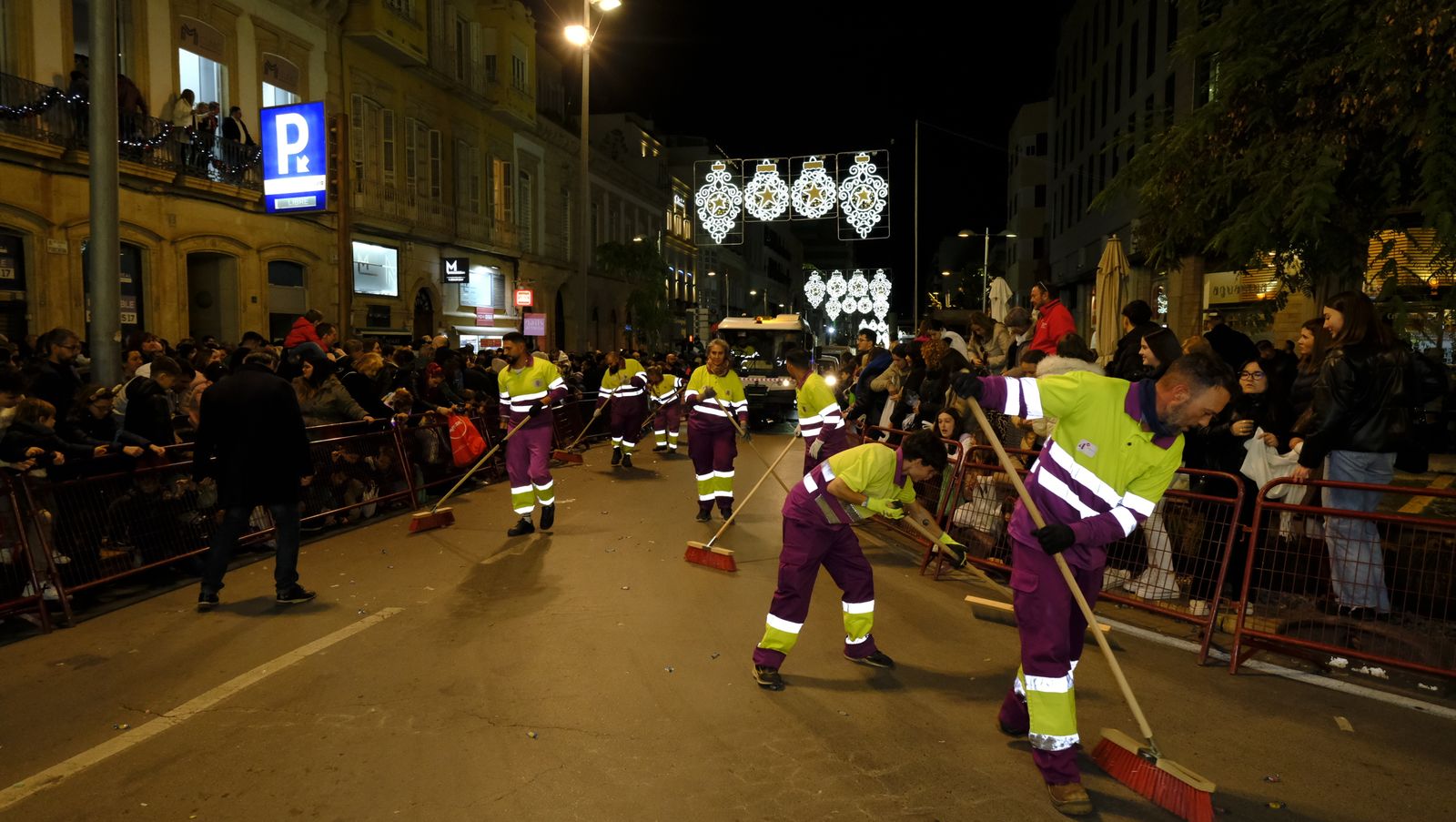 Fotogalería de la Cabalgata de Reyes Magos en Almería