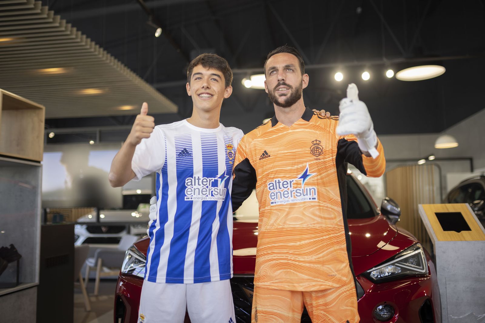 Rubén Gálvez, junto a José Mari, durante la presentación de ambos.