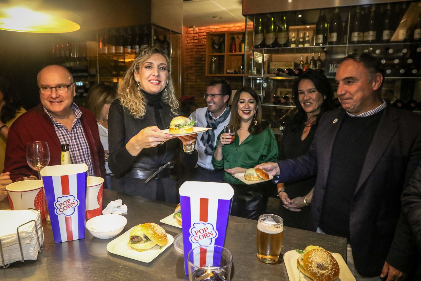 Las fotos de la celebración en el restaurante KGB de los éxitos de 2019