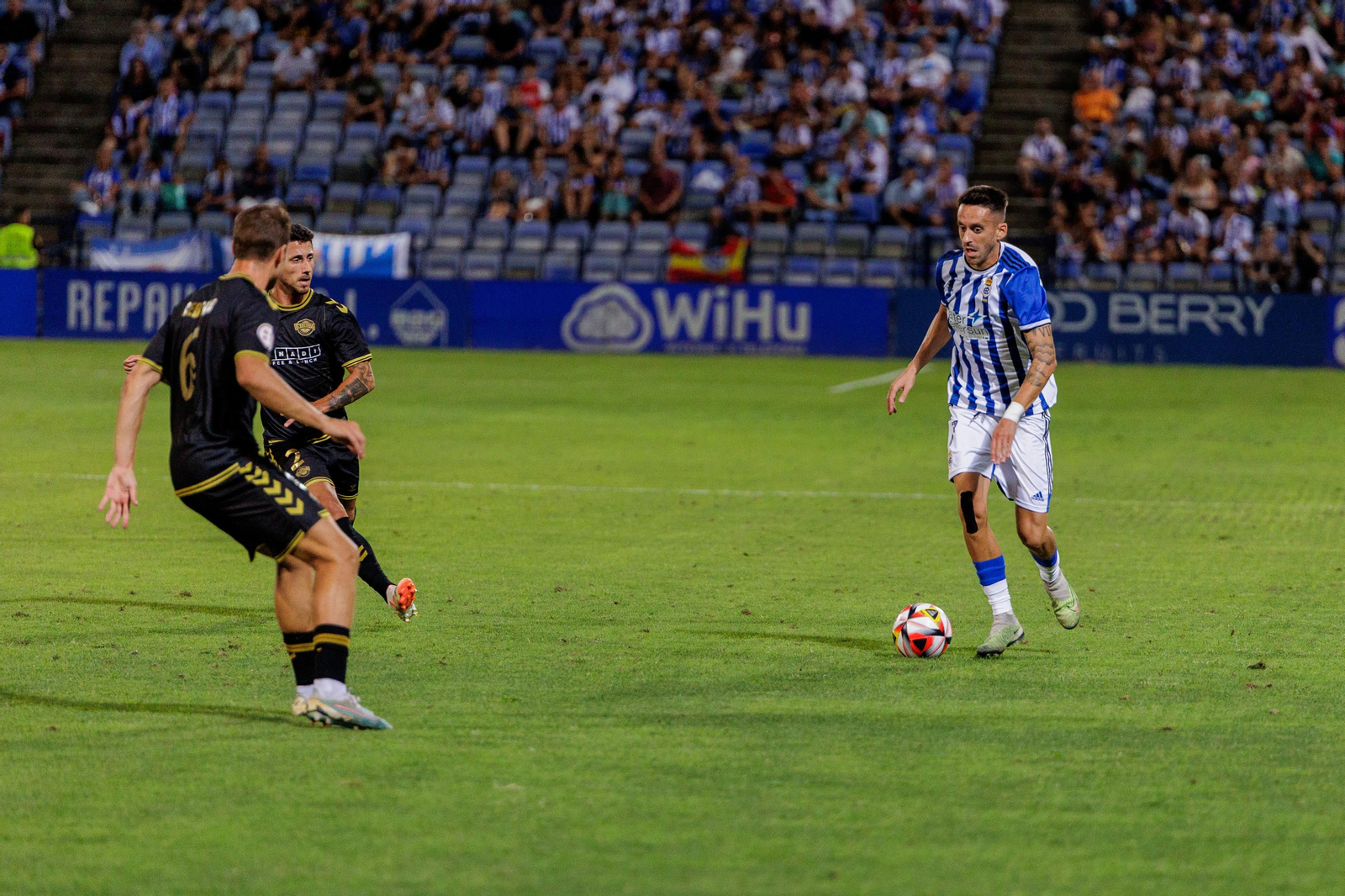 Las imágenes del partido entre el Recreativo de Huelva y el Intercity