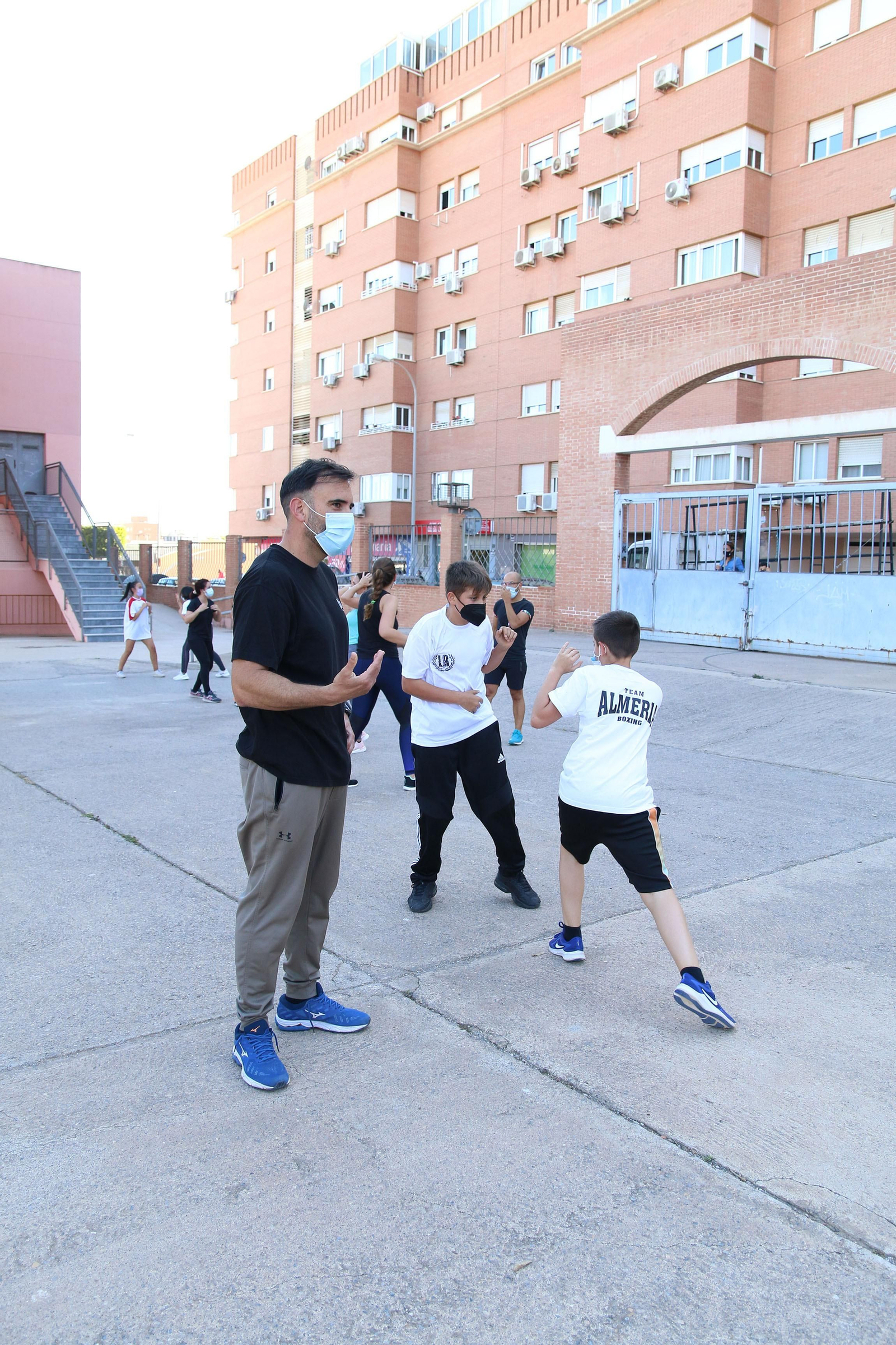 Fotogalería del entrenamiento del Almería Boxing.